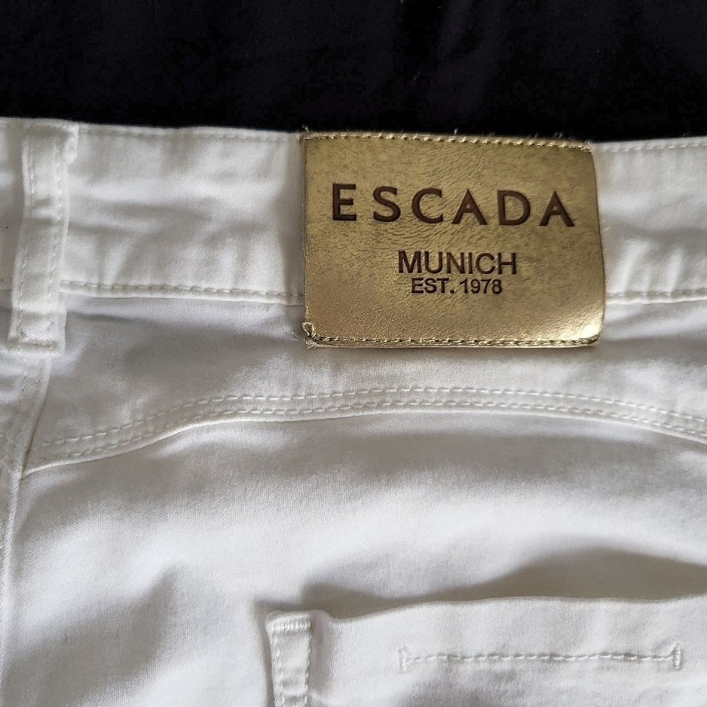 Escada - Women's White Jeans - Size 38/US28 - Picture 8 of 8